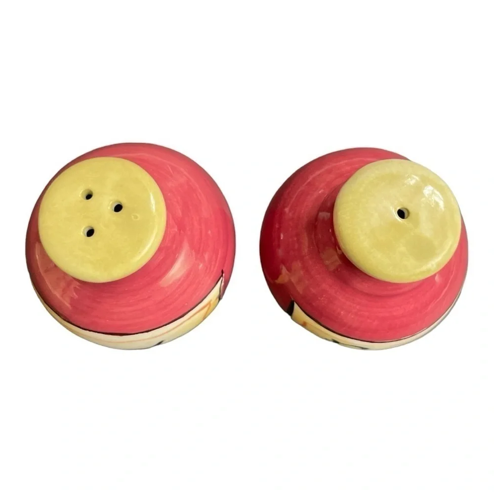 Vintage French Sale & Pepe Pink Jug Salt Pepper Shakers 3” Set